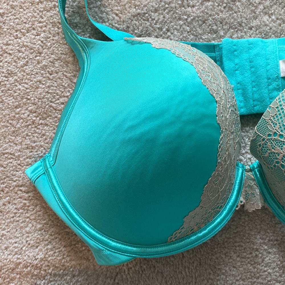 Cacique size 44D underwire full coverage bra. - Picture 3 of 11